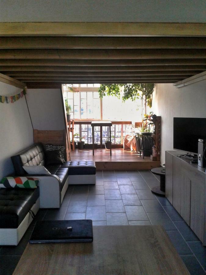 شقة Loft Mezzanine Verriere Avec Vue سان دوني المظهر الخارجي الصورة